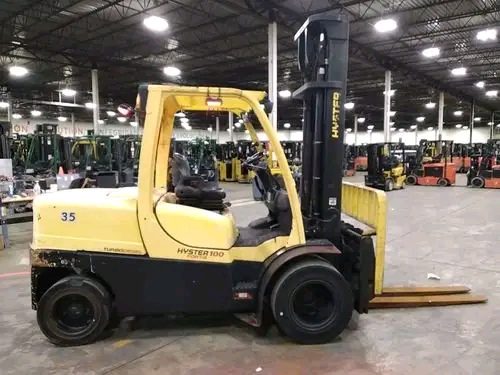 Hyster forklift available for rental for warehouse operations